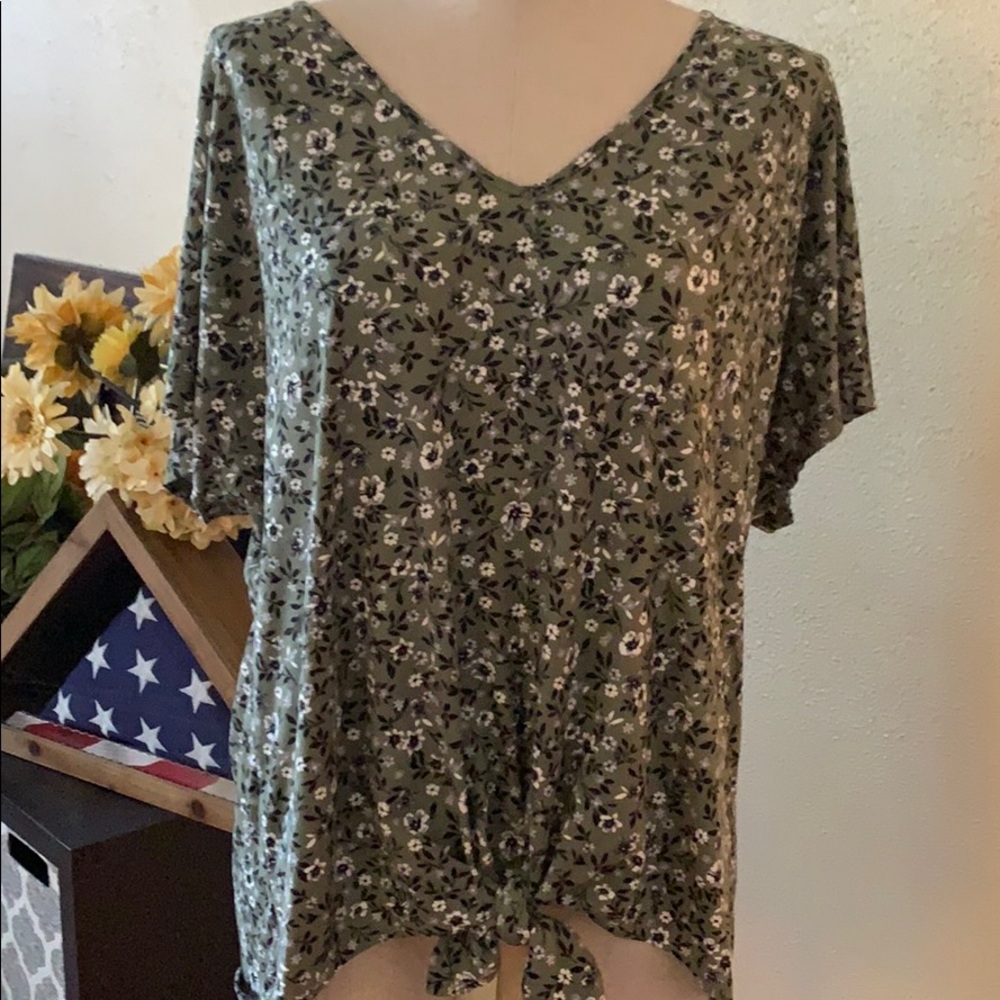 NWT Daytrip Top XL